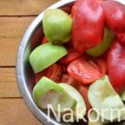 Аджика с яблоками и помидорами на зиму: лучшие рецепты с фото Аджика острая с яблоками и помидорами
